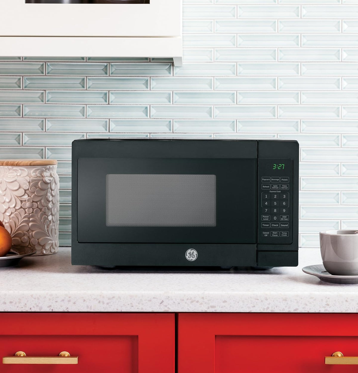 0.7 Cu Ft 700 Watts Black Microwave Oven T53311