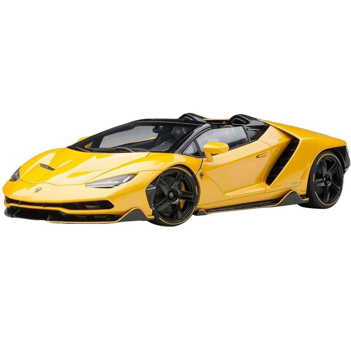 1/18 Pearl Yellow Model Car Q436979