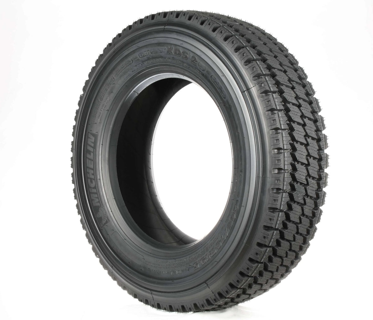 19.5 Regional Drive Tire 245/70R19.5 P4021