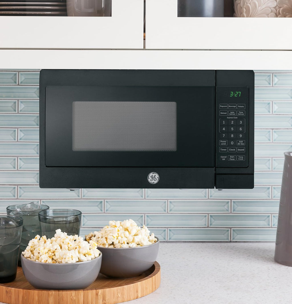 0.7 Cu Ft 700 Watts Black Microwave Oven T53311