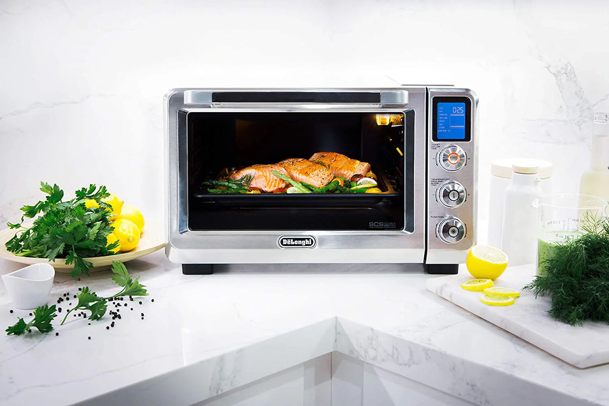 0.8 cu.ft Convection Oven P70382