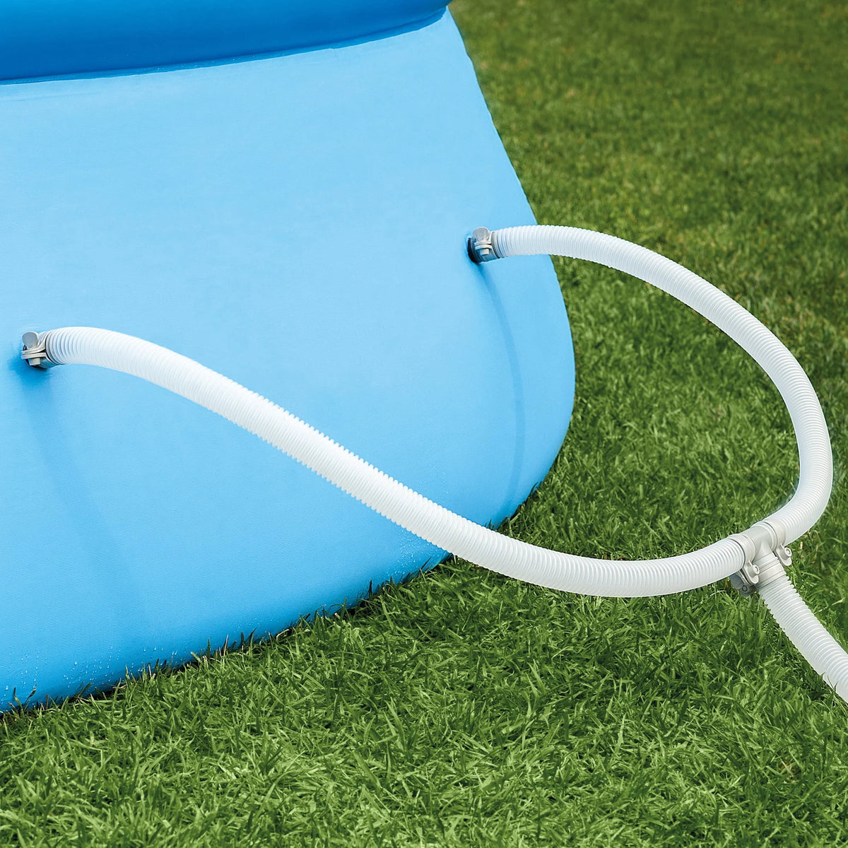 12ft x 30in Inflatable Swimming Pool with Filter Pump C351