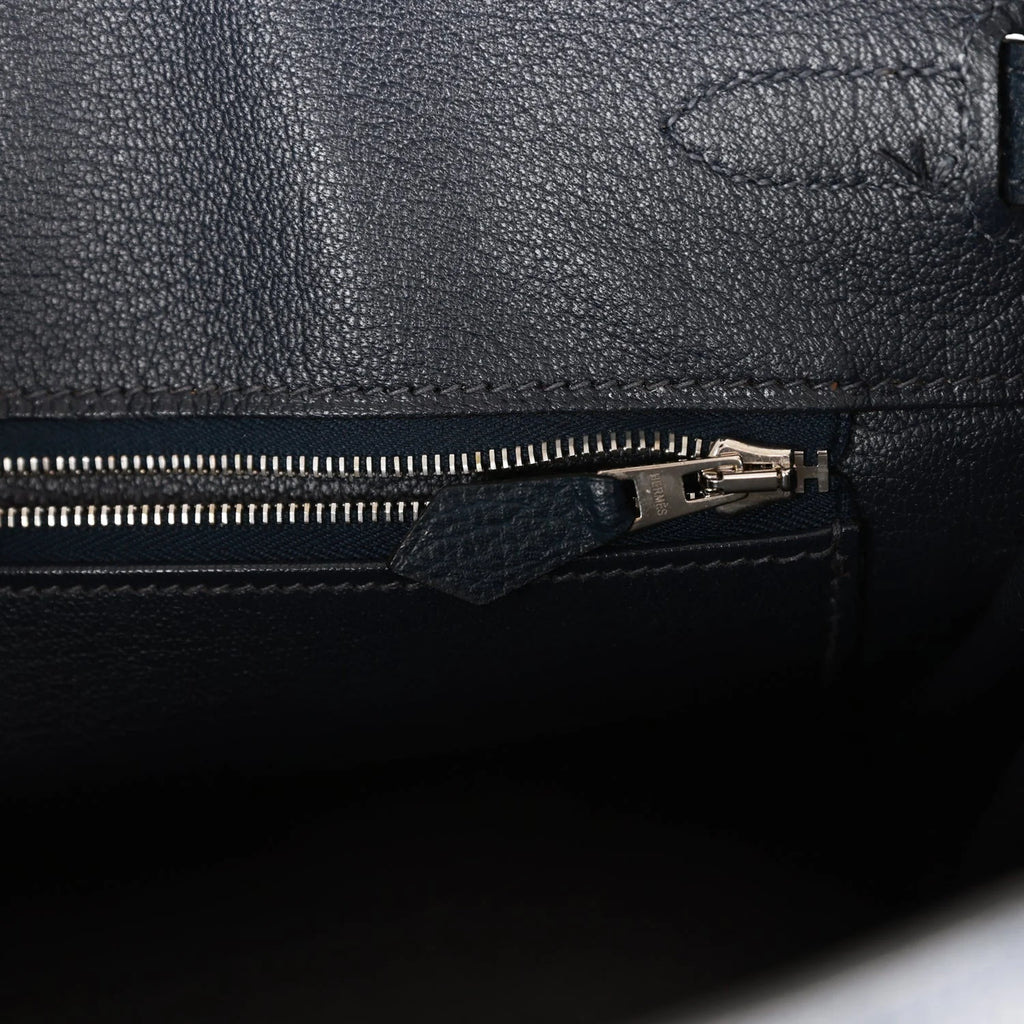 Pre-owned Bleu Indigo 30 Handbag I616129