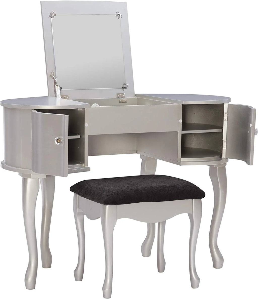 Silver Vanity Set P692