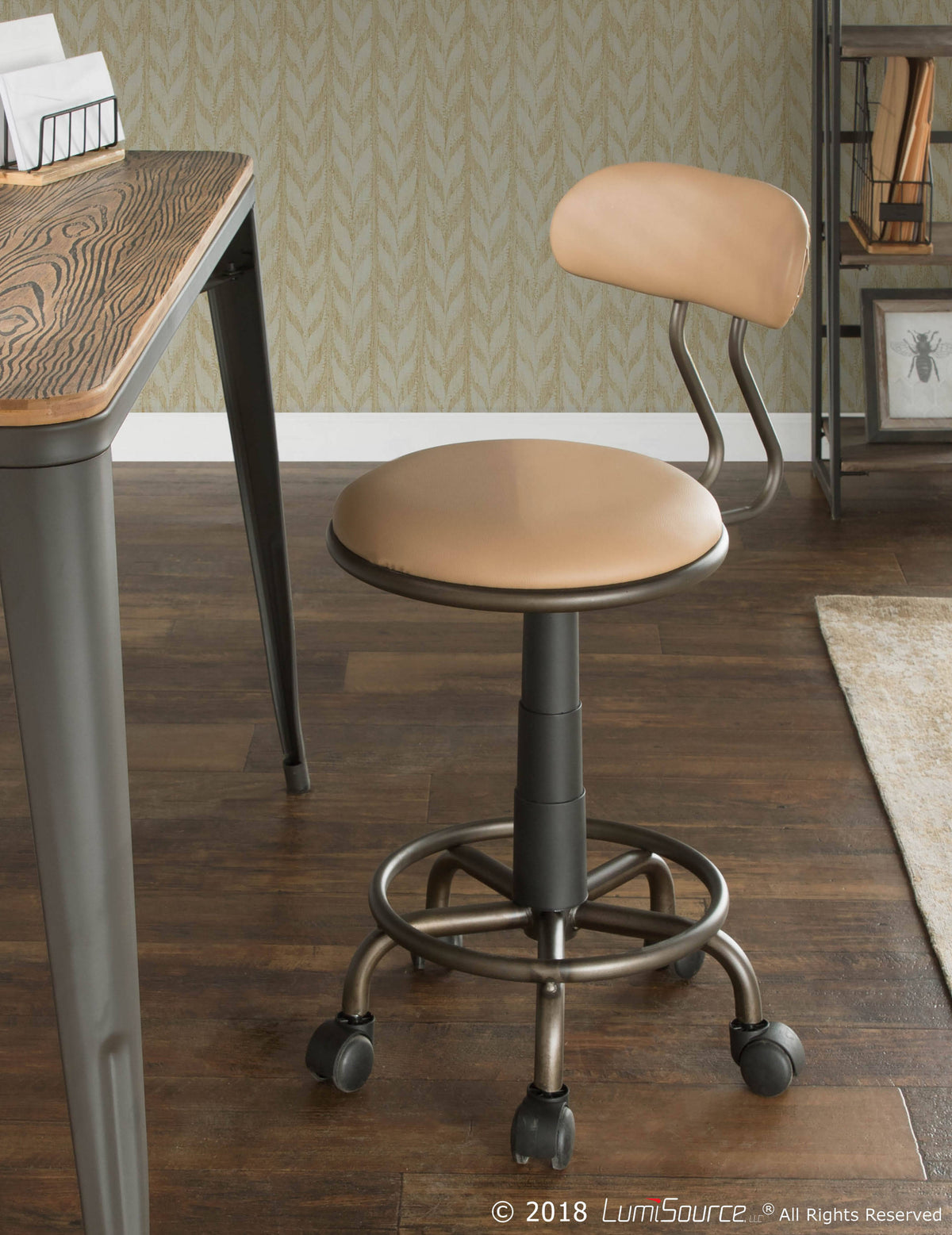 Antique Metal Camel Task Chair X656