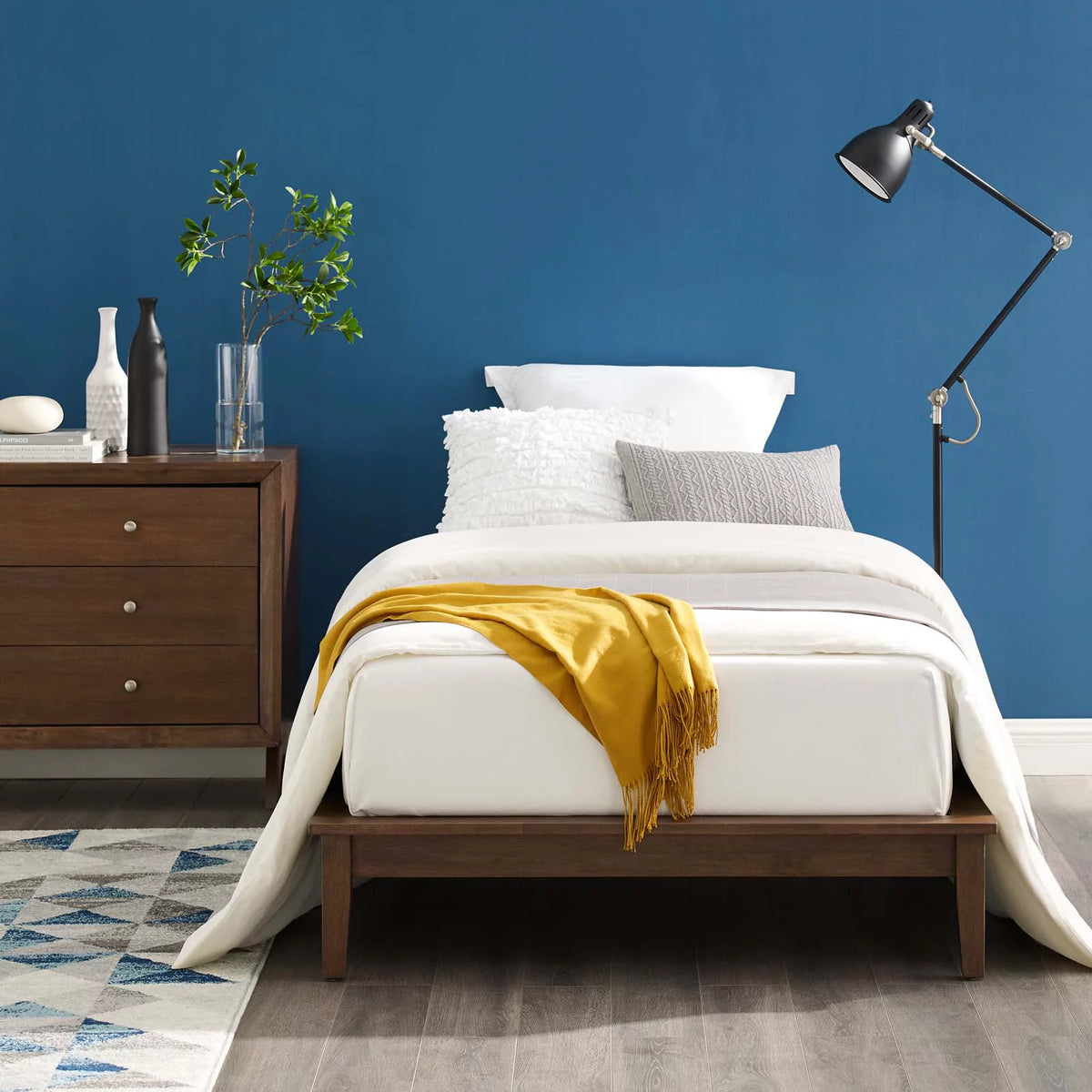 Brown Natural Wood Twin Size Platform Bed Frame H214